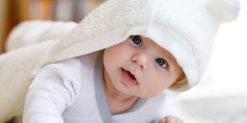 Bebê de bruço