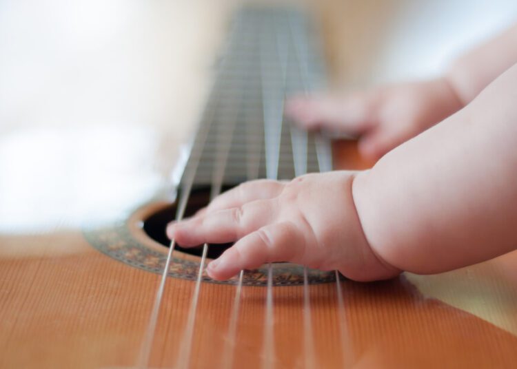 Estímulo musical para o bebê