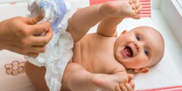 O cocô do bebê pode revelar como está a saúde dele
