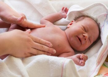 Como aliviar a cólica do bebê