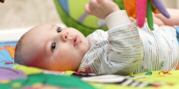 Como estimular o seu filho nos primeiros meses de vida