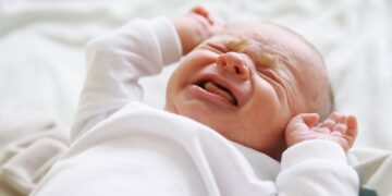 Reação do bebê ao tomar vacina