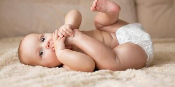 Como vestir o bebê no calor
