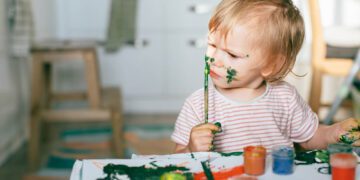 Brincadeiras para fazer com as crianças em casa