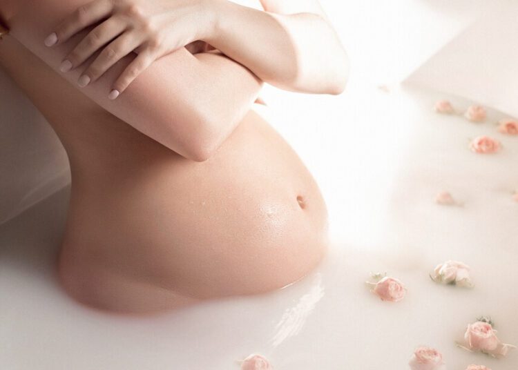 Confira sugestões de presentes para a grávida, como um dia de spa