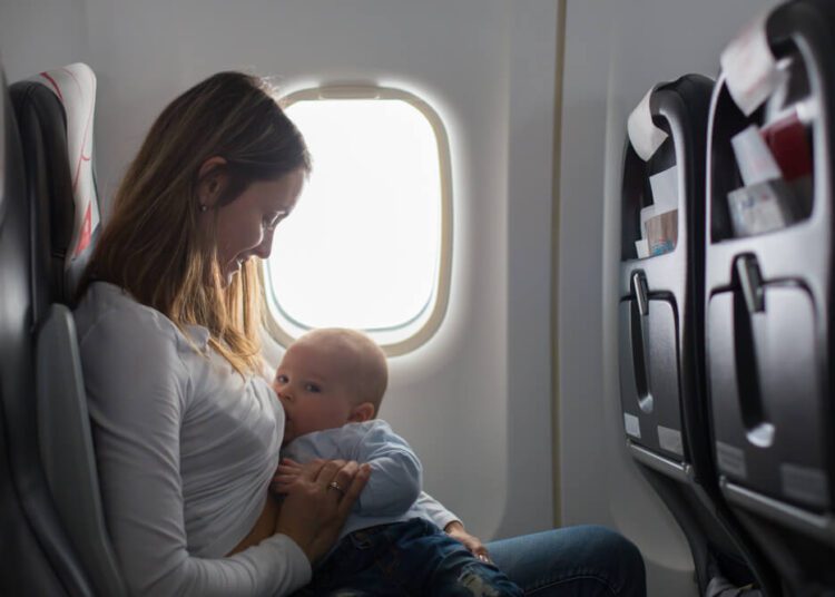 O que observar na primeira viagem com o bebê