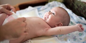 Como trocar a fralda do bebê