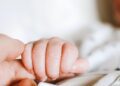 Você pode cuidar da segurança do seu filho desde o berço (FOTO: Lisa/ Pexels)