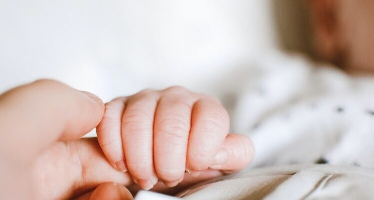 Você pode cuidar da segurança do seu filho desde o berço (FOTO: Lisa/ Pexels)