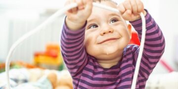 Qual é a melhor idade para o bebê ir para a creche?