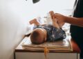 Troca de fraldas: respostas para as principais dúvidas dos pais