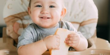 Como escolher a cadeira de alimentação do bebê?
