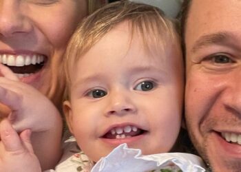 Lua, filha de Tiago Leifer e Daiana Garbin, foi diagnosticada com retinoblastoma: a importância de levar o bebê ao oftalmopediatra