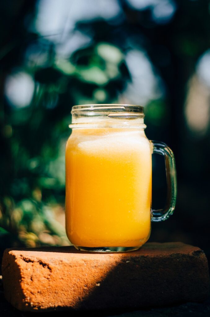 Suco de laranja e morango