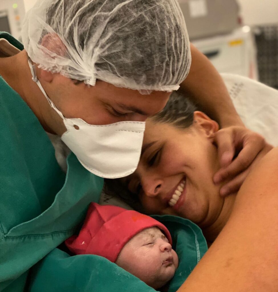 Marina deu à luz a pequena Maitê